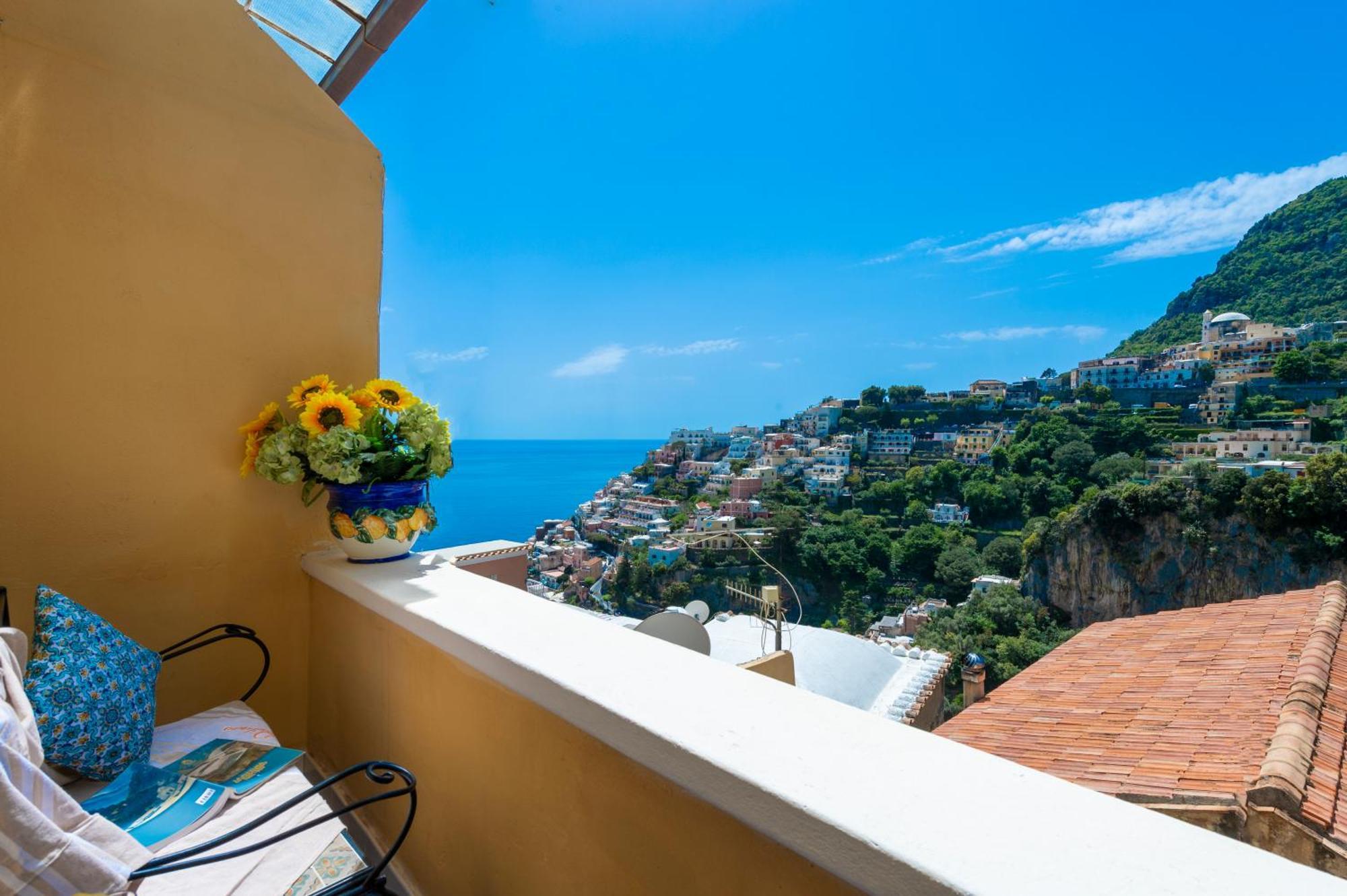 Amore Rentals - Casa Barbera A Positano Dış mekan fotoğraf